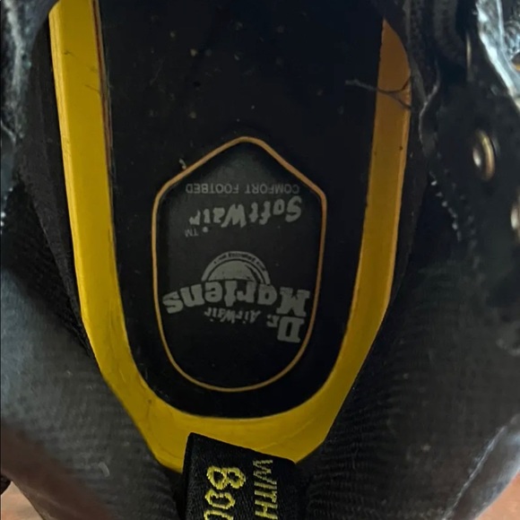 Dr, Martens (Holford) winter boots (size 9 MAN) - Picture 4 of 5